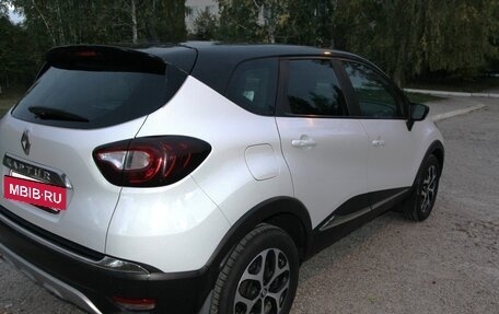 Renault Kaptur I рестайлинг, 2018 год, 1 300 000 рублей, 8 фотография