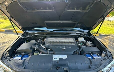 Toyota Land Cruiser 200, 2018 год, 6 700 000 рублей, 4 фотография