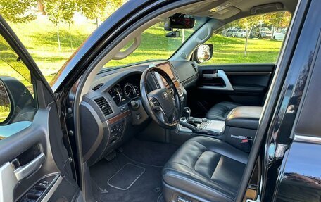 Toyota Land Cruiser 200, 2018 год, 6 700 000 рублей, 6 фотография