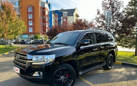 Toyota Land Cruiser 200, 2018 год, 6 700 000 рублей, 8 фотография