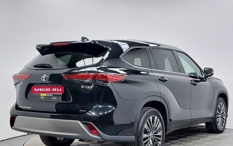 Toyota Highlander, 2025 год, 6 300 000 рублей, 5 фотография