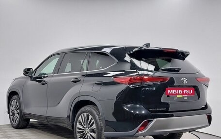 Toyota Highlander, 2025 год, 6 300 000 рублей, 7 фотография