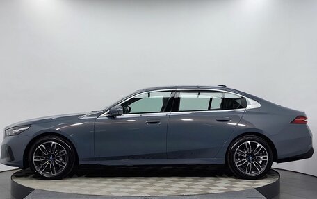 BMW 5 серия, 2025 год, 8 800 000 рублей, 8 фотография