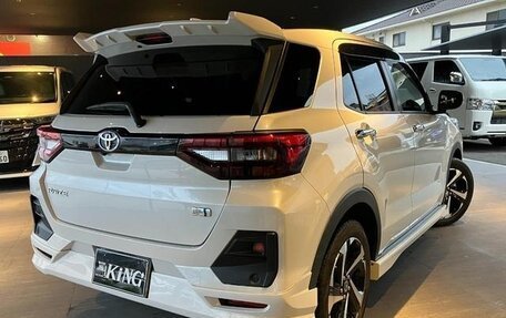 Toyota Raize I, 2022 год, 1 100 000 рублей, 4 фотография