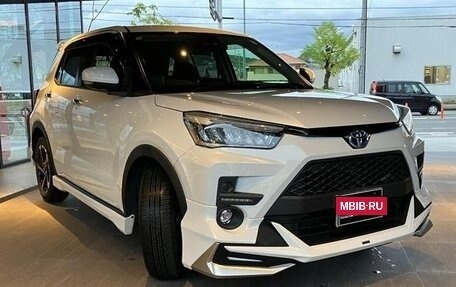 Toyota Raize I, 2022 год, 1 100 000 рублей, 3 фотография