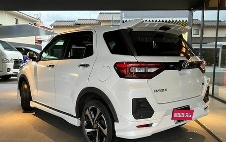 Toyota Raize I, 2022 год, 1 100 000 рублей, 6 фотография