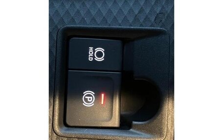 Toyota Raize I, 2022 год, 1 100 000 рублей, 36 фотография