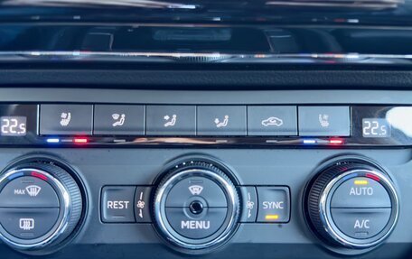 Skoda Superb III рестайлинг, 2016 год, 1 649 999 рублей, 16 фотография