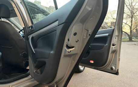 Skoda Octavia, 2010 год, 780 000 рублей, 9 фотография