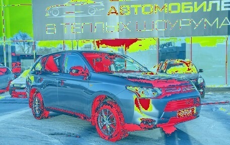 Mitsubishi Outlander III рестайлинг 3, 2013 год, 1 050 000 рублей, 3 фотография