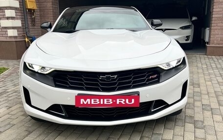 Chevrolet Camaro VI, 2022 год, 3 900 000 рублей, 3 фотография