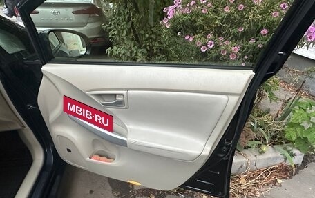 Toyota Prius, 2012 год, 1 450 000 рублей, 14 фотография