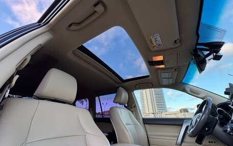 Toyota Land Cruiser Prado 150 рестайлинг 2, 2013 год, 3 780 000 рублей, 17 фотография