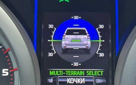 Toyota Land Cruiser Prado 150 рестайлинг 2, 2013 год, 3 780 000 рублей, 23 фотография