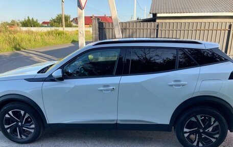 Peugeot 2008 II, 2022 год, 1 300 000 рублей, 4 фотография