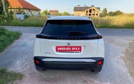 Peugeot 2008 II, 2022 год, 1 300 000 рублей, 7 фотография