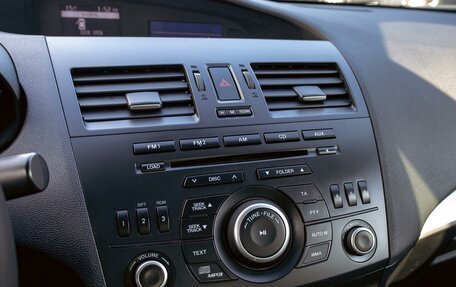 Mazda 3, 2012 год, 1 095 000 рублей, 15 фотография