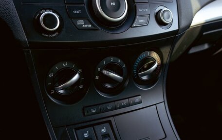 Mazda 3, 2012 год, 1 095 000 рублей, 16 фотография