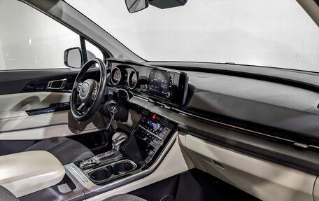 KIA Carnival, 2021 год, 3 700 000 рублей, 11 фотография