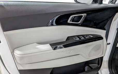 KIA Carnival, 2021 год, 3 700 000 рублей, 19 фотография