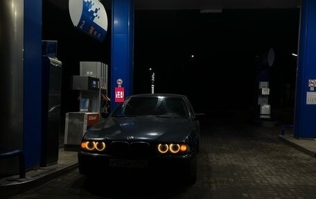 BMW 5 серия, 2002 год, 745 000 рублей, 1 фотография