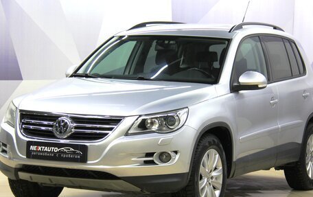 Volkswagen Tiguan I, 2009 год, 998 600 рублей, 1 фотография