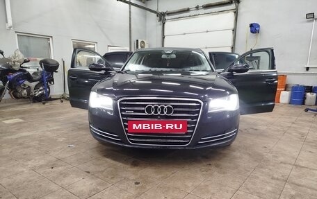 Audi A8, 2011 год, 1 499 999 рублей, 14 фотография