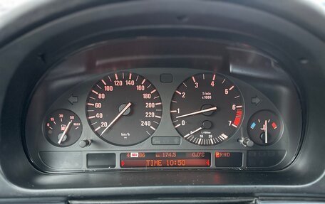 BMW 5 серия, 2002 год, 745 000 рублей, 20 фотография