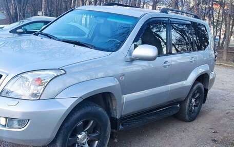 Toyota Land Cruiser Prado 120 рестайлинг, 2003 год, 1 670 000 рублей, 2 фотография