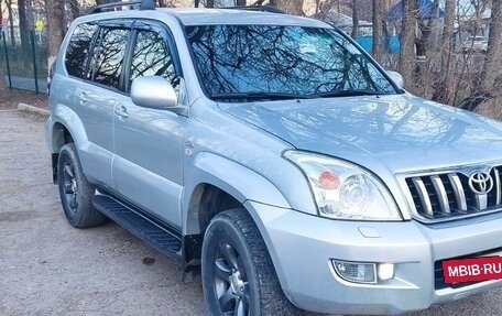 Toyota Land Cruiser Prado 120 рестайлинг, 2003 год, 1 670 000 рублей, 3 фотография