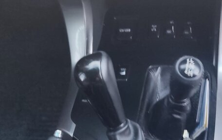 Toyota Land Cruiser Prado 120 рестайлинг, 2003 год, 1 670 000 рублей, 10 фотография