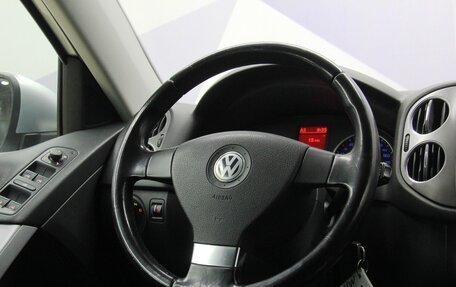 Volkswagen Tiguan I, 2009 год, 998 600 рублей, 16 фотография
