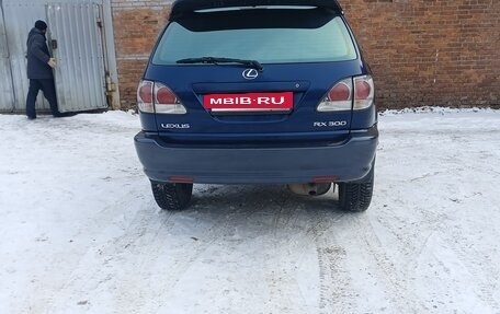 Lexus RX IV рестайлинг, 2002 год, 990 000 рублей, 8 фотография