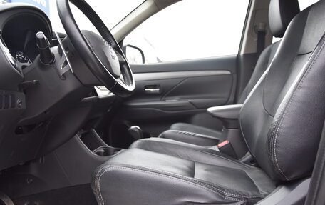 Mitsubishi Outlander III рестайлинг 3, 2014 год, 1 440 000 рублей, 22 фотография