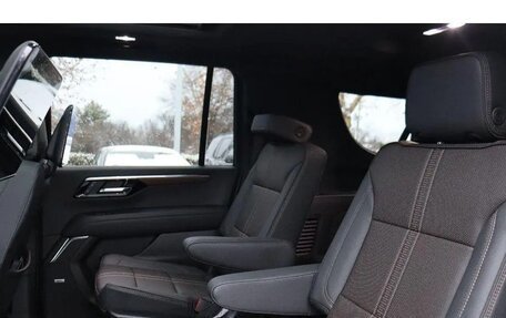 Chevrolet Suburban, 2025 год, 11 950 000 рублей, 15 фотография