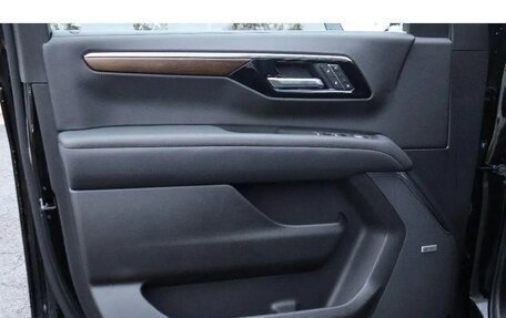 Chevrolet Suburban, 2025 год, 11 950 000 рублей, 16 фотография