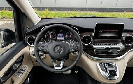 Mercedes-Benz V-Класс, 2020 год, 5 850 000 рублей, 15 фотография