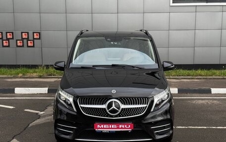 Mercedes-Benz V-Класс, 2020 год, 5 850 000 рублей, 2 фотография