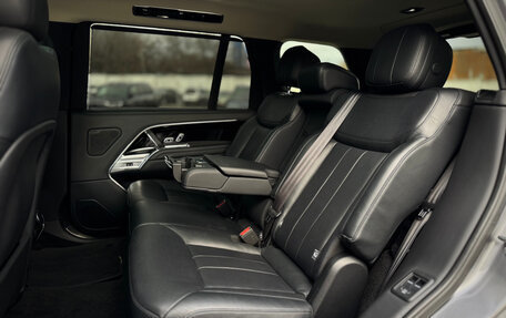 Land Rover Range Rover IV рестайлинг, 2022 год, 16 400 000 рублей, 10 фотография