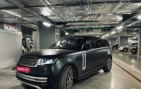 Land Rover Range Rover IV рестайлинг, 2022 год, 20 000 000 рублей, 2 фотография