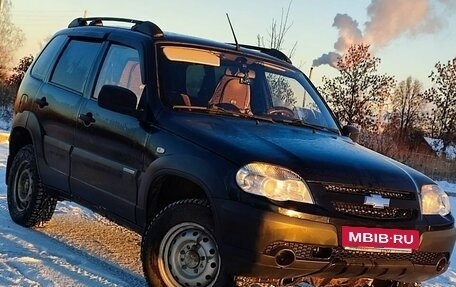 Chevrolet Niva I рестайлинг, 2015 год, 650 000 рублей, 4 фотография