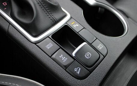 KIA Sportage IV рестайлинг, 2020 год, 2 579 000 рублей, 25 фотография