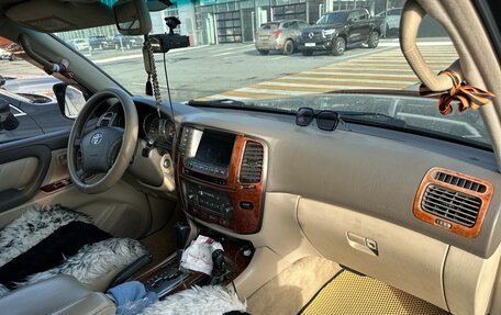 Toyota Land Cruiser 100 рестайлинг 2, 2003 год, 1 860 000 рублей, 5 фотография