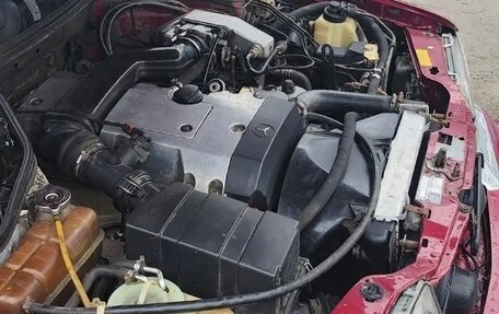 Mercedes-Benz E-Класс, 1993 год, 350 000 рублей, 4 фотография