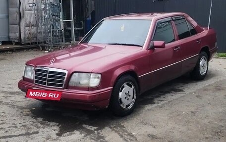 Mercedes-Benz E-Класс, 1993 год, 350 000 рублей, 8 фотография