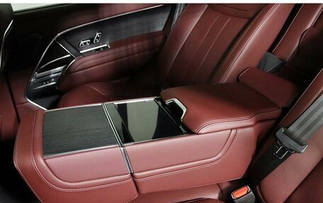 Land Rover Range Rover IV рестайлинг, 2025 год, 27 529 900 рублей, 25 фотография