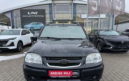 Chevrolet Niva I рестайлинг, 2011 год, 415 000 рублей, 2 фотография