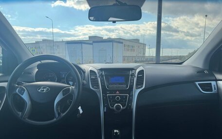 Hyundai i30 II рестайлинг, 2013 год, 900 000 рублей, 6 фотография