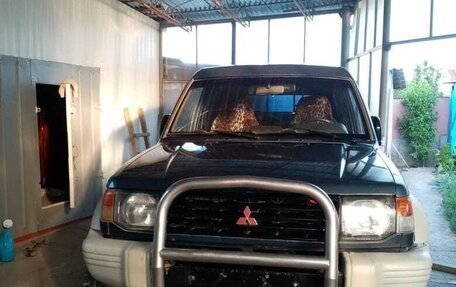 Mitsubishi Pajero III рестайлинг, 1992 год, 550 000 рублей, 1 фотография