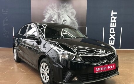 KIA Rio IV, 2021 год, 1 719 000 рублей, 3 фотография